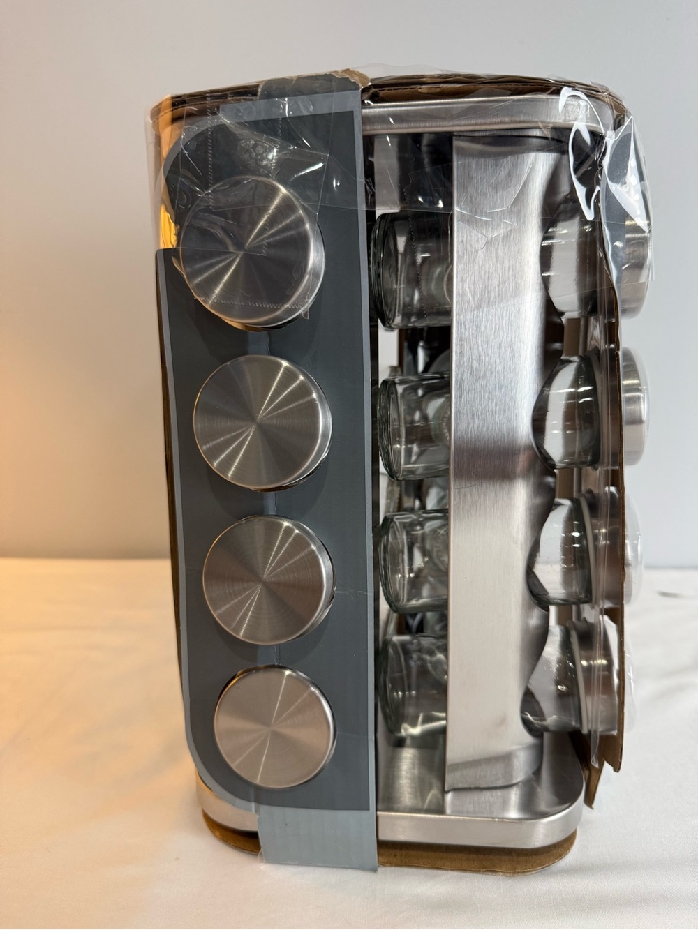 GOURMET KITCHEN 16 Pc Revolving Spice Rack - Picture 2 of 12